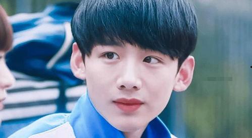 圈内人爆料白敬亭谭松韵,甜蜜互动引粉丝热议  第3张